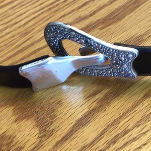 Adjustable belt